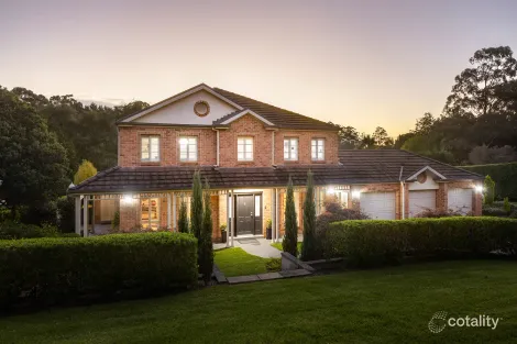 Property photo of 8 Farnham Close Mittagong NSW 2575