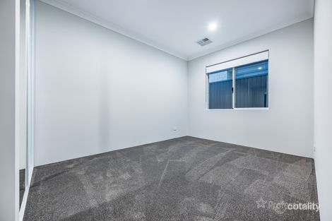 Property photo of 4 Alabaster Approach Jindalee WA 6036
