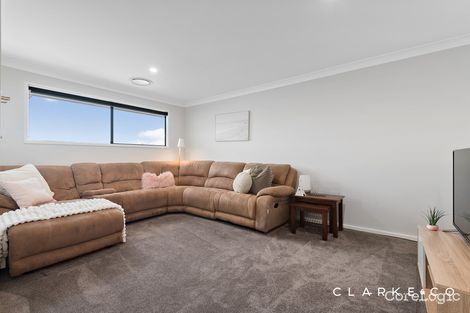 Property photo of 7 St Andrews Close Heddon Greta NSW 2321