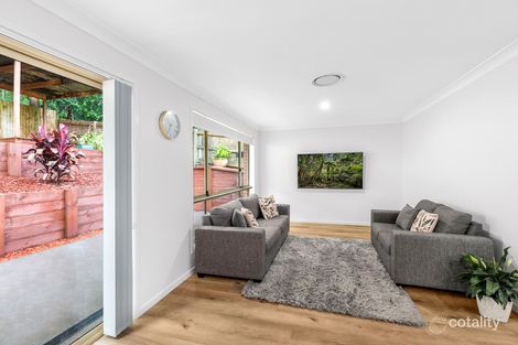 Property photo of 2/8 Kauri Court Ourimbah NSW 2258