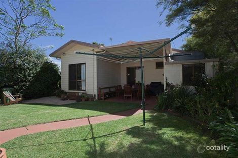 Property photo of 24 Ellis Street Wilsonton QLD 4350