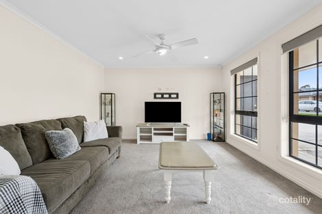 Property photo of 27 Erebus Circuit Morphett Vale SA 5162