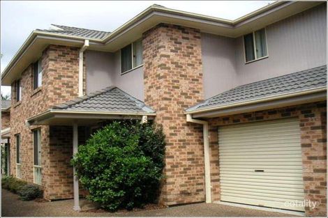 1/8 Russell St, East Gosford, NSW 2250