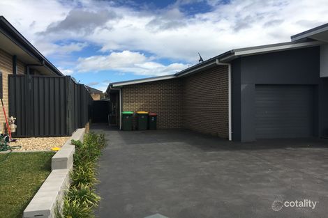 2/64 Chalker St, Thirlmere, NSW 2572