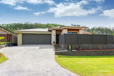 25 HOOP PINE CCT, MAUDSLAND, QLD 4210