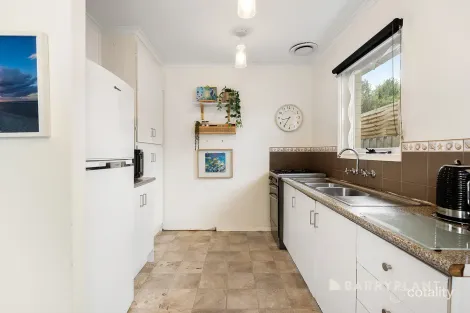 Property photo of 57 Seventh Avenue Rosebud VIC 3939