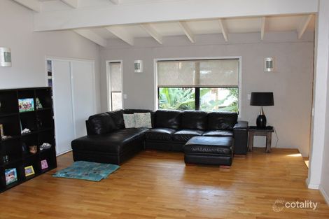 Property photo of 20 Surfview Avenue Black Head NSW 2430