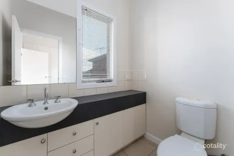 Property photo of 15A Oloughlan Street Ormond VIC 3204