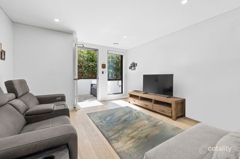 Property photo of 1/5 Myrtle Street Botany NSW 2019