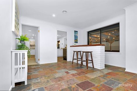 Property photo of 23 Edington Way Craigieburn VIC 3064