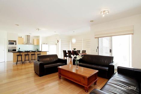 Property photo of 9 Power Place Taylors Lakes VIC 3038