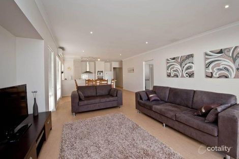 Property photo of 7 College Court Karrinyup WA 6018