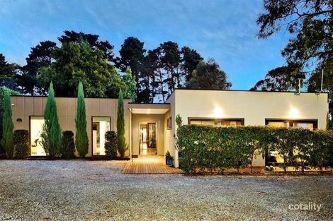 11 Unsworth Rd, Ringwood North, VIC 3134