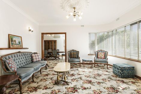 Property photo of 51 Comas Grove Thornbury VIC 3071