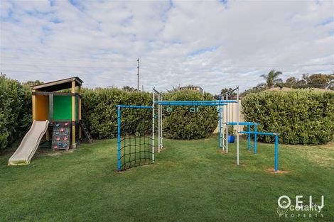 Property photo of 9B Morgan Place Bibra Lake WA 6163