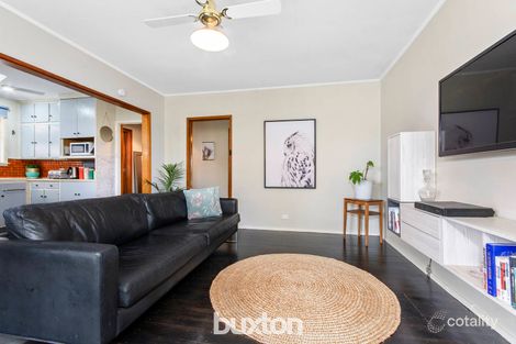 Property photo of 32 Coxon Parade North Geelong VIC 3215