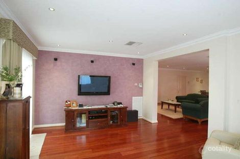 Property photo of 2 Merrivale Place Roxburgh Park VIC 3064