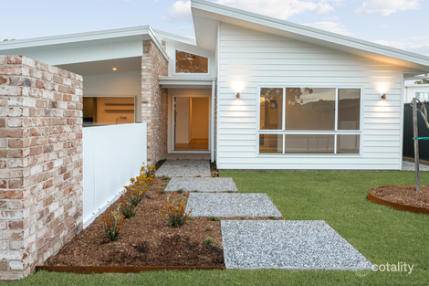 32 Halyard Ave, Moonee Beach, NSW 2450