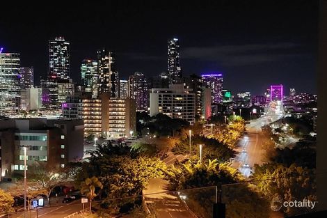 Property photo of 701/25 Shafston Avenue Kangaroo Point QLD 4169