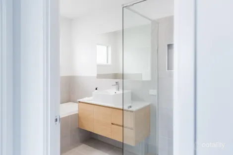 Property photo of 7 Bedarra Circuit Maroochydore QLD 4558