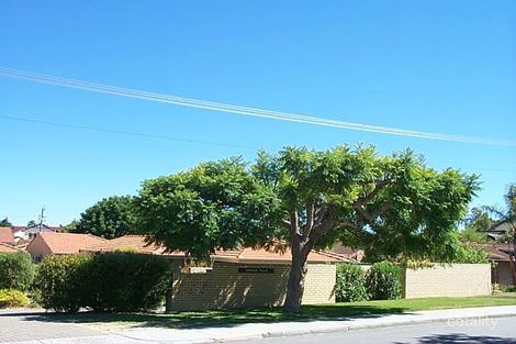 Property photo of 3/10 Ventnor Avenue Mount Pleasant WA 6153