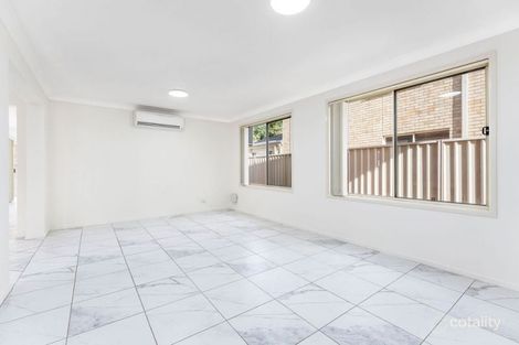 Property photo of 147 Kellerman Drive St Helens Park NSW 2560