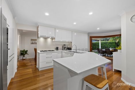 Property photo of 16 Drysdale Crescent Brookfield QLD 4069