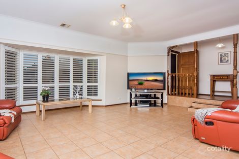 Property photo of 12 Greenleaf Court Aberfoyle Park SA 5159
