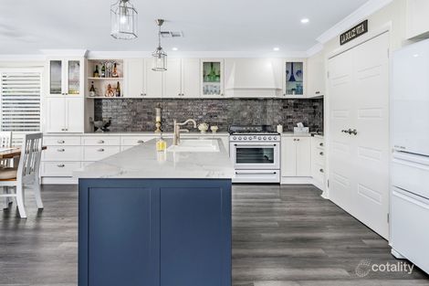 Property photo of 9 Casson Common Camden Park NSW 2570