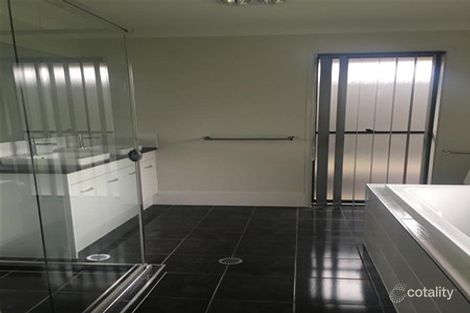 Property photo of 9 Salamon Road Cameron Park NSW 2285