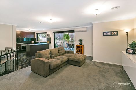 Property photo of 4 Locksley Court Carrum Downs VIC 3201