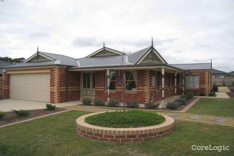 Property photo of 4 Trafalgar Square Mount Martha VIC 3934