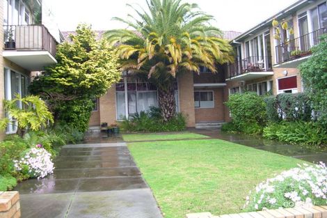 10/5 May St, Elwood, VIC 3184