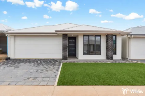 33 Lincoln Cct, Andrews Farm, SA 5114