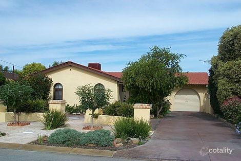 Property photo of 11 Quamby Place Rockingham WA 6168
