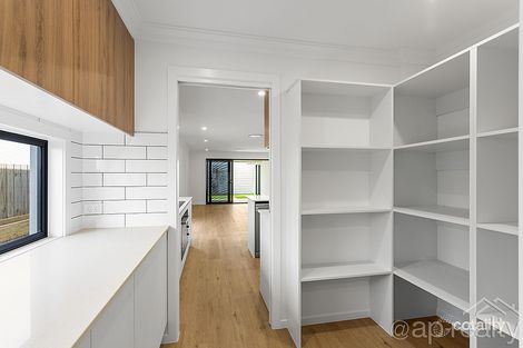 Property photo of 62 Twilight Drive Spring Mountain QLD 4300