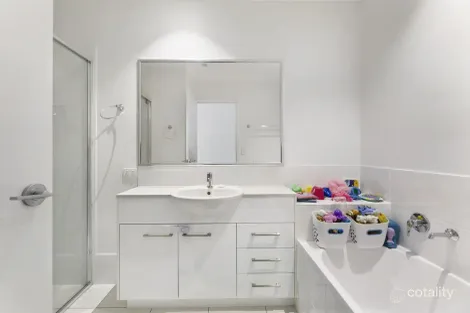 Property photo of 2/11-23 Chrome Drive Pimpama QLD 4209