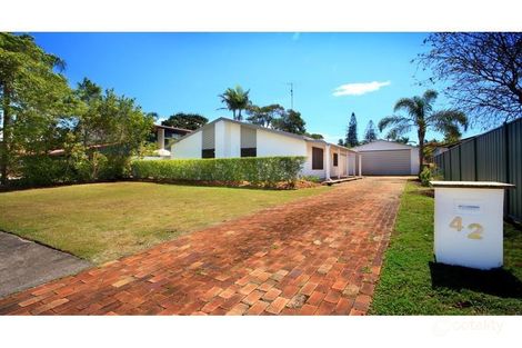 42 Lawrence St, Mooloolaba, QLD 4557