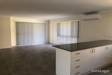Property photo of 10 Wright Crescent Flinders View QLD 4305