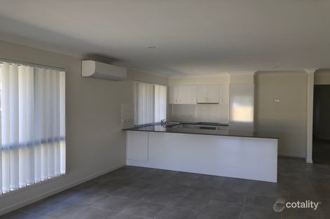 Property photo of 10 Wright Crescent Flinders View QLD 4305