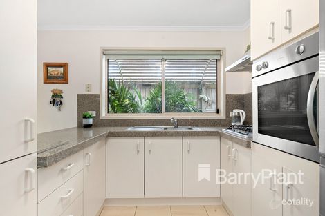Property photo of 2 Third Avenue Rosebud VIC 3939