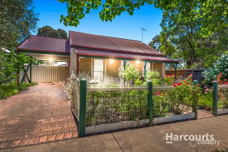 27 Elphinstone Way, Caroline Springs, VIC 3023