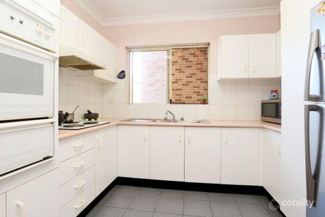 Property photo of 10/27-33 Jeffrey Street Canterbury NSW 2193