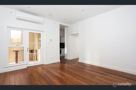 Property photo of 9/16-17 Marine Parade St Kilda VIC 3182