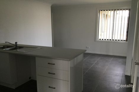 Property photo of 6 Assisi Circuit Mount Hutton NSW 2290