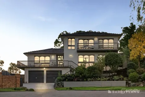 Property photo of 6 Rimmer Place Doncaster East VIC 3109