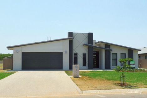 6 Parker Pl, Chinchilla, QLD 4413