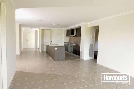 Property photo of 130 Rosebank Drive Cranbourne North VIC 3977