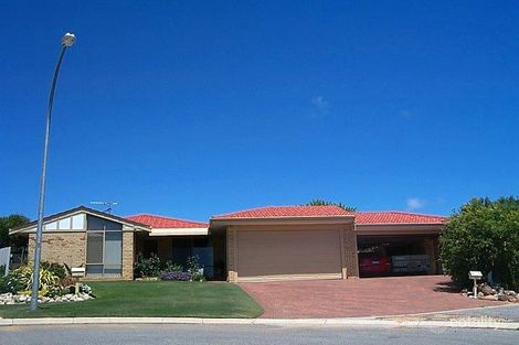 92 Peelwood Pde, Halls Head, WA 6210