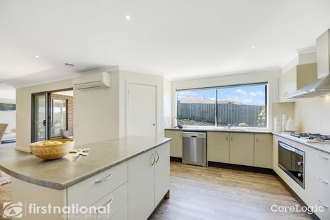 Property photo of 6 Chester Court Drouin VIC 3818